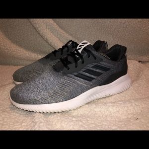 Adidas AlphaBounce size 11